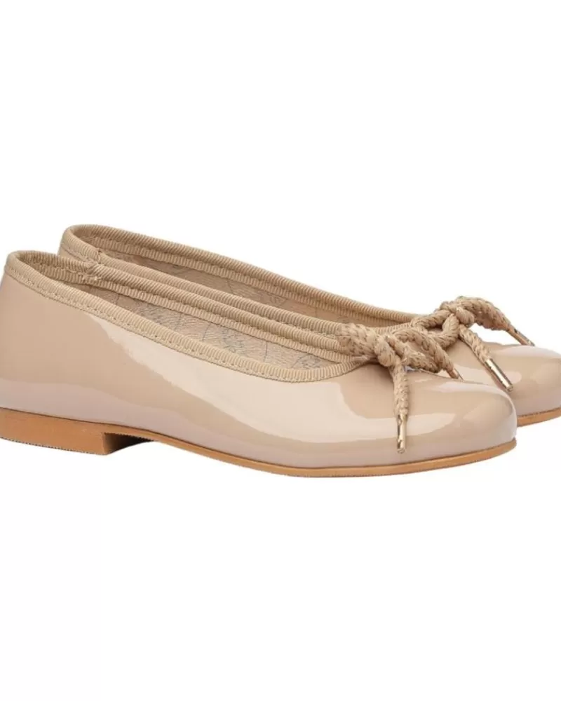 Girl ANGELITOS Flat Shoes-Girl Shoes Bailarina Ceremonia Charol 1569 Camel