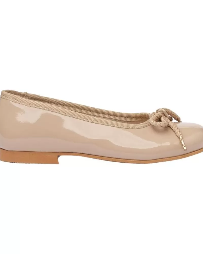 Girl ANGELITOS Flat Shoes-Girl Shoes Bailarina Ceremonia Charol 1569 Camel