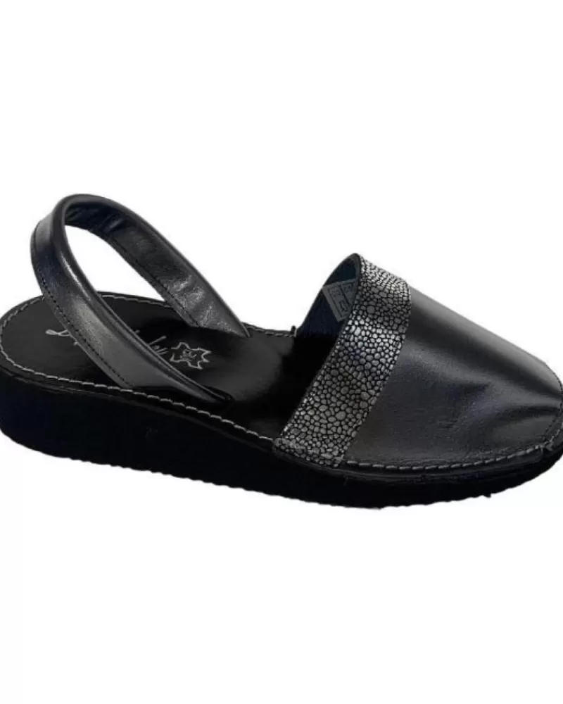 Woman OTRAS MARCAS Woman Sandals Menorquina Cua Piel Grabado Plateado