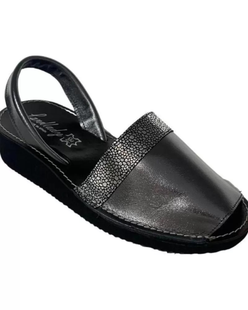 Woman OTRAS MARCAS Woman Sandals Menorquina Cua Piel Grabado Plateado